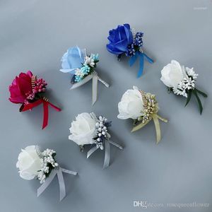 Flores decorativas Corsage brancos do homem vermelho para o noivo Silk Rose Flower Flower Flower Boutonnieres Acessórios Pin Broche Decoration