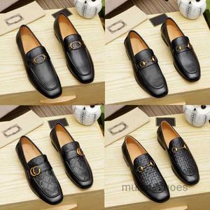 OG Men Mocassins Luxuosos Designers Sapatos De Couro Marrom Preto Masculino Designer Casual Sapatos Vestidos Deslizamento No Casamento Sapato