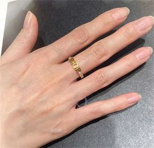Anéis de banda de designer moda ouro carta anéis de banda bague para mulheres senhora festa amantes do casamento presente jóias de noivado