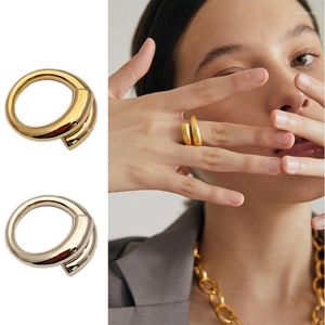 Обручальные кольца Fashion Open Ring Women's Vintage Brass Vacuum Pulting 18k Gold Pulted Curvagement для женщин