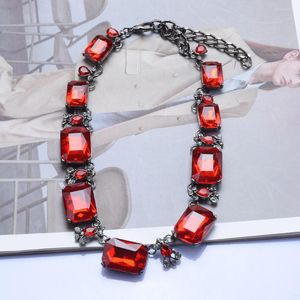 Choker 2022 Luksusowy czerwony szklany kryształ dla kobiet biżuteria ślub ślubny ślubne duże akcesoria naszyjnika z kołnierza