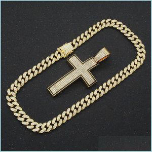 Colares pendentes Hip Hop Icepou as correntes cubanas Bling Diamond Sliver Cross Mens Colar Miami Big Gold Chain Charm Jewelry for Men D Dhfdp