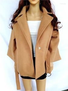 女性ウールの女性のブレンドファッションカジュアルレディースショートコートソリッドカラールーズカーキラペルトップ2022女性ウールベルトジャケット
