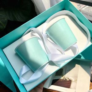 Canecas 2pcs/porcelana com caixa e bolsa Presente de aniversário de casamento de luxo Chefe Cheve Tea Leite Copos para Amigos da Família em casa Y2210