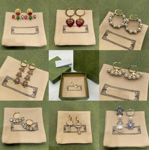 Klassiska retro Womens Stud Designer Style Jewelry Earrings Multi-Style Cuba Pendant Girls Studs Valentine Chirstmas Presents smycken Tillbehör