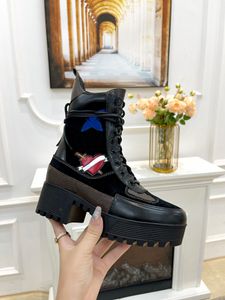 2022 Женские лауреат платформы платформы пустынный ботинок замшевые телковые кожа монограммы холст бежевый темно -серый зимняя повседневная обувь повседневная