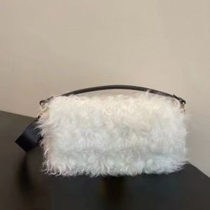 Top FW neue Mohair-Wolle-Umhängetasche Woolen Furry Baguette-Taschen Designer-Wildleder-Paket-Einkaufstasche Damenhandtaschen Weihnachtsgeschenk Winter Fluff-Geldbörse