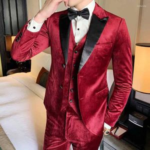 Men's Suits Winter Velvet Men Dress Thick Wine Red Black Slim Fit Two-button Marriage Party Wedding Annual Meeting Suit Male 3 Pieces