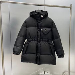 Kadın Aşağı Ceket Kadın Kalın gerçek kurt kürk Kapşonlu Bayan İnce Ceket Kış Parka Bayanlar Uzun Üçgen Çanta Parkas Tasarımcı Hoodies Ceketler Sıcak kat sezi S-L