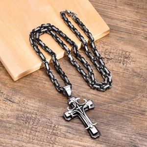 Pendant Necklaces Necklace Men Cross Tri-layer Medieval Stainless Steel Byzantine Chain Heavy Jewelry