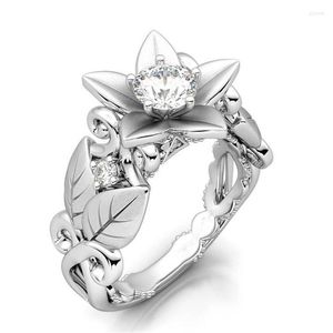 Обручальные кольца 2022 Винтажный серебряный лист веток цветок для женщин Shine Cz Stone Inlay Fashion Jewelry Part