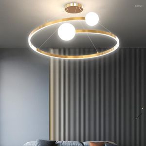 Lustres de cor de ouro minimalista lustre de LED moderno para sala de estar para sala de jantar luminária montada na superfície