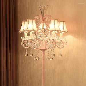 Lampy podłogowe w stylu europejskim Kryształowe światła Kryształowe światła nowoczesne różowe lampa nocna Lampa LED prosta luksusowa świeca