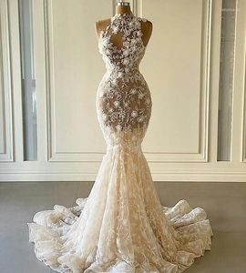 Abito da sposa Sexy Illusion Abiti a sirena Fiori 3D Appliques Perline See Through Bridal Per le donne Vestido De Novia di lusso