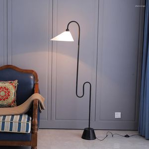 Floor Lamps Vintage Lamp Nordic Fishing Living Room LED Light Designer Art Model Creative Vertical Stand Home Decor