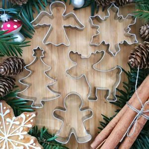Moldes de cozimento 1pc Christmas Biscoito Mold Gingerbread Man/Tree/Snowflake Biscuit Cutters para suprimentos de bricolage