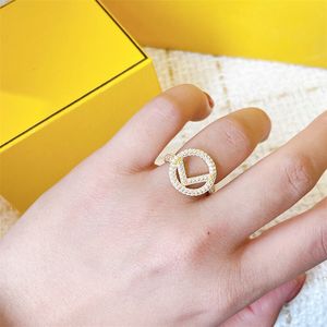 Diamond Designer Rings Wedding Ring Luxury Women Fashion Golden Pearl High Quality Luxurys Jewelry