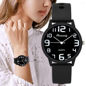 Polshorloges Women Fashion Silicone Watches hebben minimalistisch hoog aantal kwaliteiten Big Dial Ladies Quartz met casual klokcadeaus ingesteld