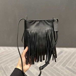 Evening Bags Luxurys Handbag Yabag Tote Bag Women Tassel Handbag Logo Ring Buckle Designer Winter Ladies Handbag Chain Shoulder Strap Classic