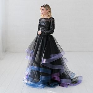 Gonne graziose increspature nere in tulle da sposa con bordo in organza colorato 2022 cerniera lunga da donna gonfia su misura