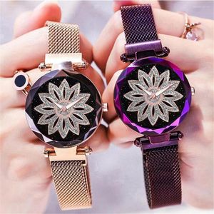Zegarwatches kobiety zegarki gwiaździste niebo luksusowy modny kwiat Diamond Magnet Magnet Kwarcowy Zegar na rękę Relogio Feminino