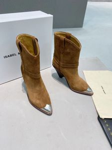 Klasyczne buty Isabel Marant Lamsy ozdobione zamszowe buty kostki Paris Perfect