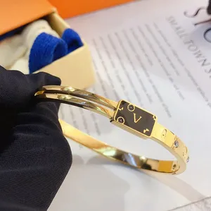 Paslanmaz çelik altın bileklik bilezikler kadın lüks moda tasarımcısı çift katman yapı mektup mücevher kristal hediye bilezik bilezik