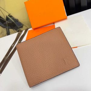 Lüks Tasarımcı Çanta 2022 Şık ve çok yönlü çanta aile erkek cüzdanı kısa inek derisi litchi desen iki kat basit katı harfli kadın fabrika doğrudan satış