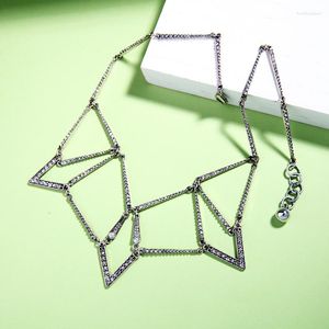 Choker Bijoux Hollowed Geometric Crystal Necklace Women Dress Match Party Jewelry Silver Color Retro Collares