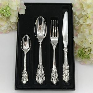 Ужин наборы посуды Hollow Out Ручка серебряной посуды Set Set Fork Main Knife Wedding Gift Cutler Soup Soup Scoop Luxury Box 4pcs/Set