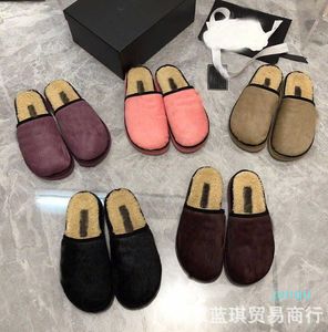 Slippers designer 2022 autumn and winter new horsehair round head Baotou hollow thick bottom one foot lazy slippers casual wear Muller shoes