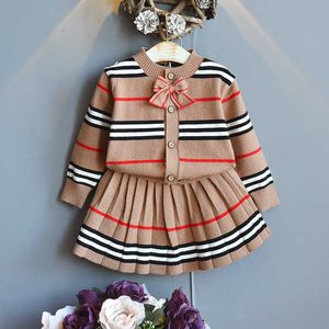 T-shirts Clothing Sets Girls Knitted Sweater Suit Autumn Winter Children Cute Bow Long Sleeve Striped T-shirt with Pleated Skirt Kids Girl Outfits 3-7y