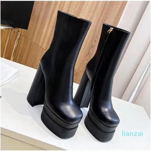 Plattformskor Fashion Boots Super High Heel Double Defense Horisontella kvinnors läder 15,5 cm tjockt botten Square Head Black Side Zip Rider Martin1