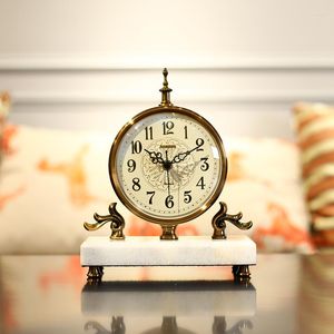 Masa saatleri nordic ışık lüks masa saati basit yaratıcı moda oturma odası ev dekorasyonu çok renkli