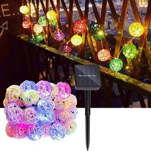 Strings Solar alimentado 20/30/50 LEDS Rattan Balls Luzes de corda Luzes de algodão Holida de férias de feriado para o pátio ano de casamento