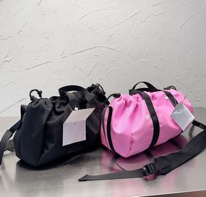 Large Capacity Canvas Nylon Shoulder Bags Designer Women Bowling Handbag Letter Printing Drawstring Handbag Leisure Sports Unisex Messenger Bag