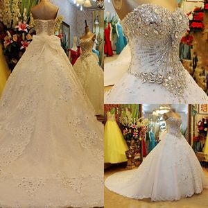 Luxury Wedding Dress Ball Gown Bride Gowns Fluffy Sweetheart Crystal Beading Diamond Saudi Arabic 2023 Vestidos Noiva Mariage