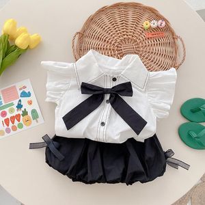 Completi di abbigliamento Estate Principessa Panni Set Bambini Bella Bowknot Camicia senza maniche Boccioli Pantaloncini 2pc Vestito Bambini Abiti Abiti