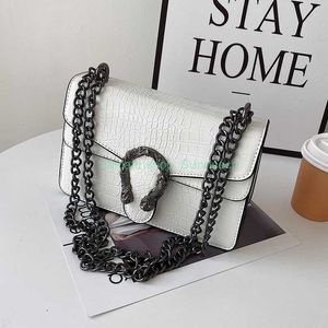 Fashion Luxury Designer Handbag Women's Handbag Fashion Shoulder Bag Purse Cross body Bag Modest women's handbag zipper buckle envelope