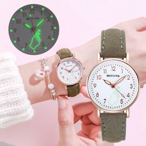 2021 New Watch Women Fashion Fashion Casual cinto de couro Relógios simples femininos pequenos de Dial Dial Relógio Relógio Relloj Mujer272p