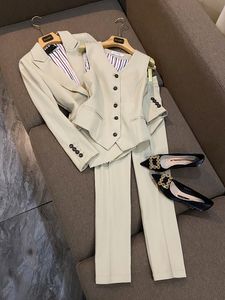 2022 Autumn Black / Beige Solid Color Two Piece Sets Sleeve Notched-Lapel Single-Breasted Blazers Top Vest & Long Pants Suits Set M2O29316