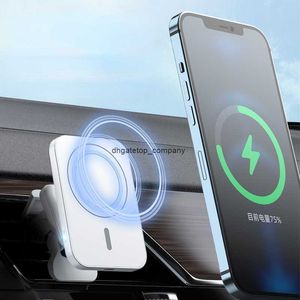 Caricabatterie wireless magnetico da 30 W per ricarica rapida Supporto per telefono per presa d'aria per auto Mini stazione di ricarica Qi per iPhone 12 13 14 Pro