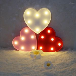 Luci notturne Luminoso LED Lettera Luce Cuore creativo Alfabeto Numero Batteria Lampada Romantica Festa di nozze Decorazione di San Valentino