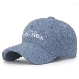 Boll Caps Snapback Cap Justerbar storlek Kvinnors lamm Plush Warm Baseball Winter Fashion Letter Brodery All-Match Sports Hats