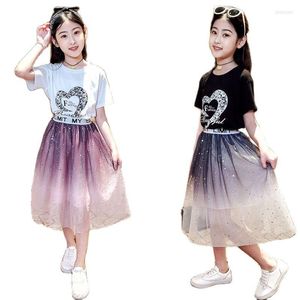 Kläderuppsättningar 2022 Småbarn Girl Clothes Set Summer spets kjol Bomullsstjärna t-shirts Tvådel kostym Fashion Children 4 8 12 14T