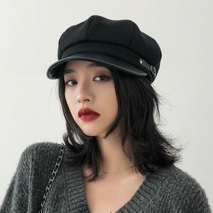 Berets Autumn 2022 Winter Black Beret Femme Leather French Hat Women British Style Gavroche Military Sboy Cap