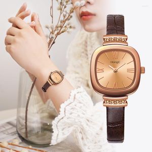 Avanços de pulso elegantes Ladies Vintage Classic Square Watch for Women Brown Leather Dress Simple Dress à prova d'água RELOJ