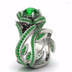 Bröllopsringar Marcatsa Hollow Rose Flowers Cubic Zircon Ring Tree Leaves Winding Green Gem Crystal For Women Fashion Jewelry
