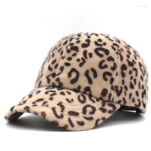 Boll Caps Women Winter Autumn Wool Baseball Cap Sexig Leopard tjock varm streetwear Bone Snapback Justerbar Casual Sports