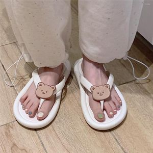 Slippers 2022 Fashion Adult Flip-Flops غير الانزلاق غير السميك الداخلي والسيدات في الهواء الطلق أحذية الشوارع